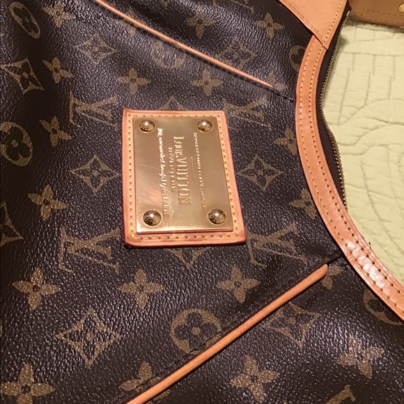 Louis Vuitton Over the Shoulder Handbag Authentic - Picture 7 of 12